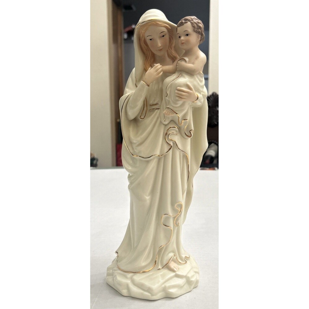 Vintage Madonna With Child Gold Trimmed Porcelain Musical Figure